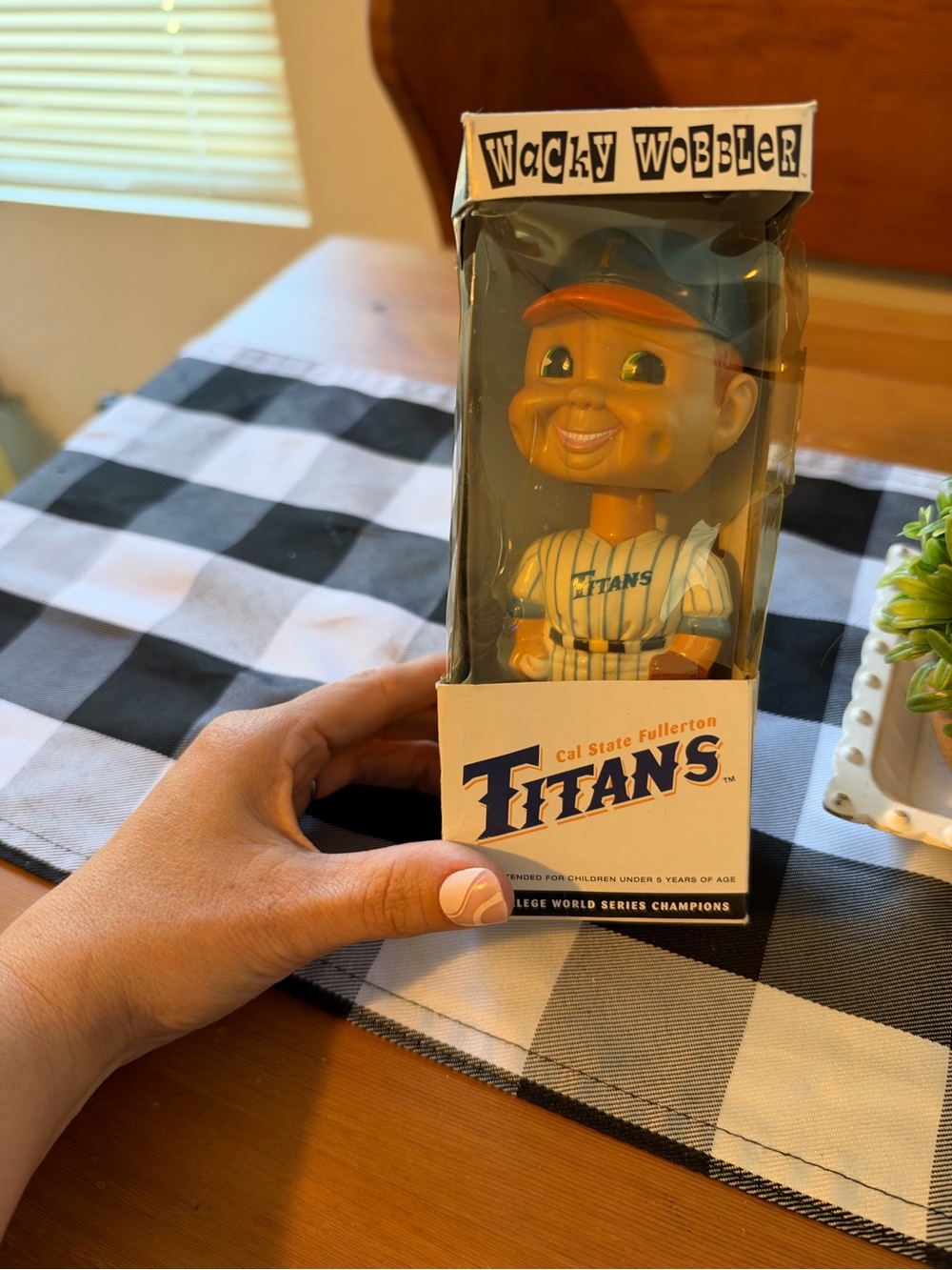 Funko Wacky Wobbler Cal State Fullerton Titans
2004 NCAA